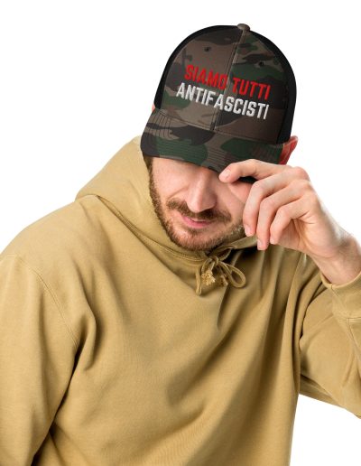 Siamo Tutti Antifascisti Camouflage Trucker Hat